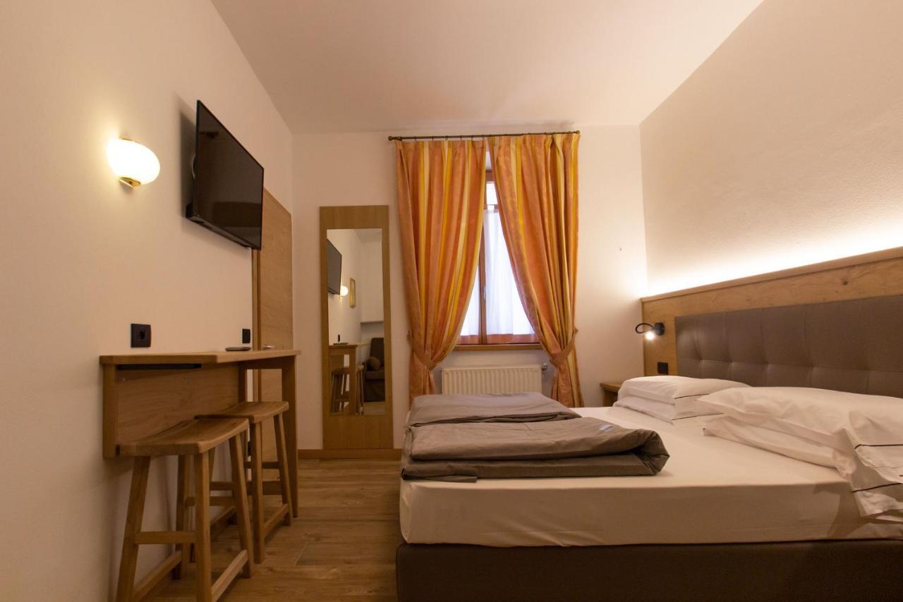 Residence Hotel Santa Maria Piscina E Wellness 佩约方缇 外观 照片