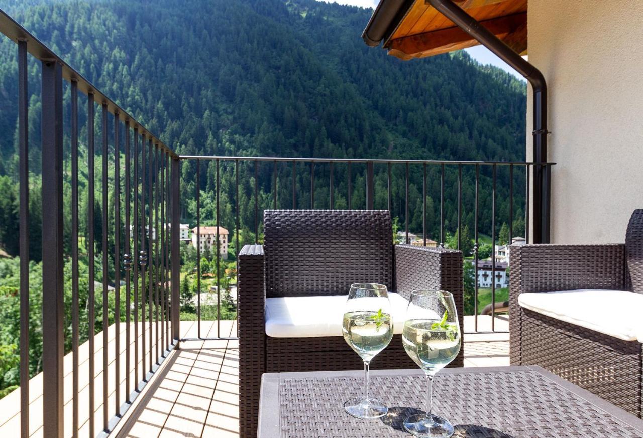 Residence Hotel Santa Maria Piscina E Wellness 佩约方缇 外观 照片