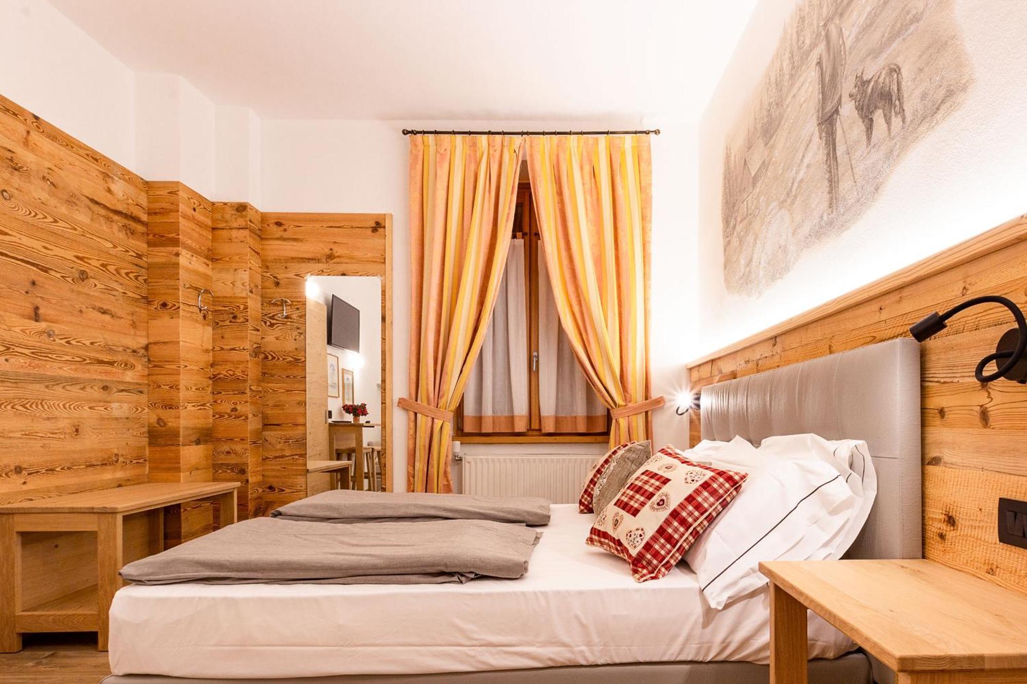 Residence Hotel Santa Maria Piscina E Wellness 佩约方缇 外观 照片