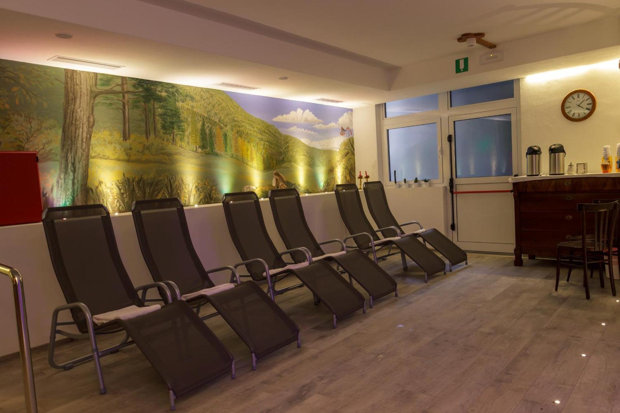 Residence Hotel Santa Maria Piscina E Wellness 佩约方缇 外观 照片