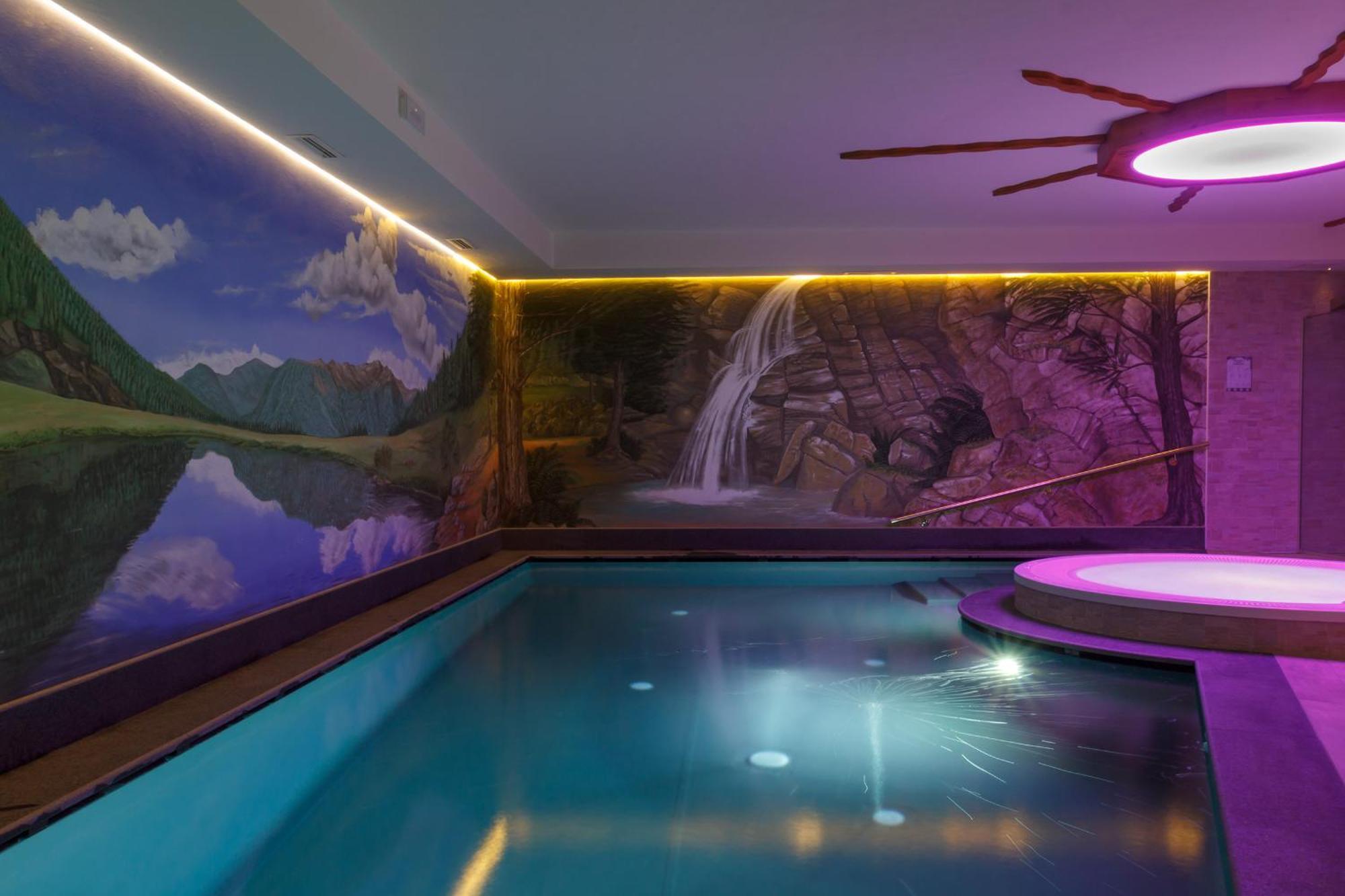 Residence Hotel Santa Maria Piscina E Wellness 佩约方缇 外观 照片