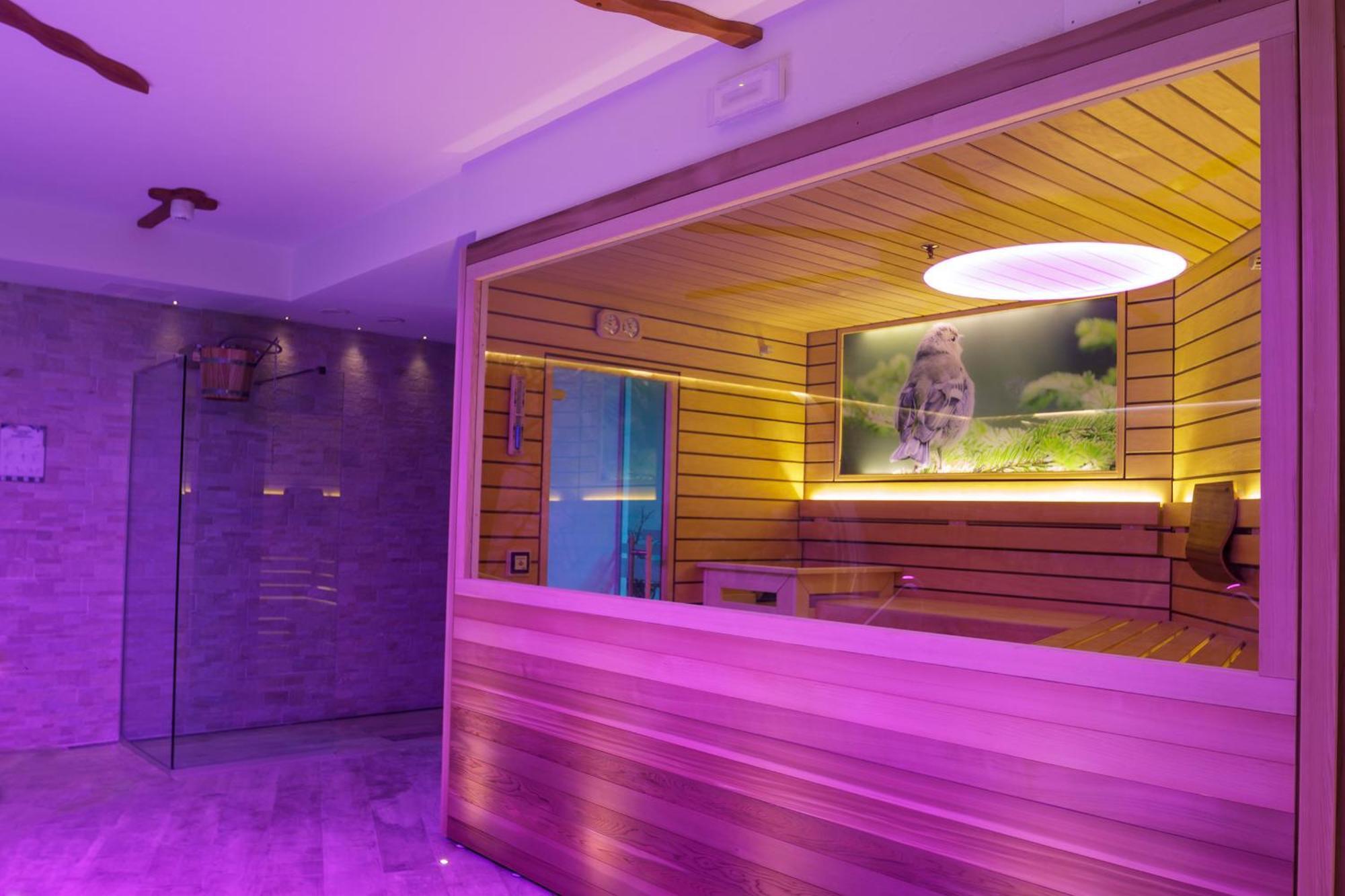 Residence Hotel Santa Maria Piscina E Wellness 佩约方缇 外观 照片